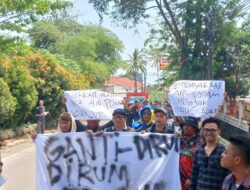 Dirut PDAM Dituntut Mundur