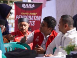 Lakukan Pengobatan Gratis, Tokoh Masyarakat Mendoakan Kang Arief Terpilih Jadi Anggota DPR RI