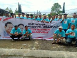 Sopir Angkot di Cipanas Deklarasi Dukung Prabowo-Gibran.