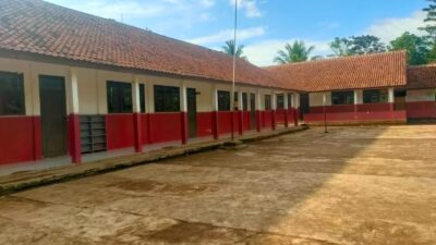 SDN Karangsari Cibeber Tutup Saat Jam Sekolah