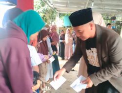 70 Anak di Desa Cibadak Terima Santunan