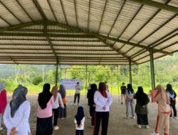 Senam Kompak Puskesmas Campaka Bareng Petugas Pemilu