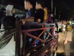 Polisi Putar Balik Kendaraan Takbir Keliling Arah Kota Cianjur