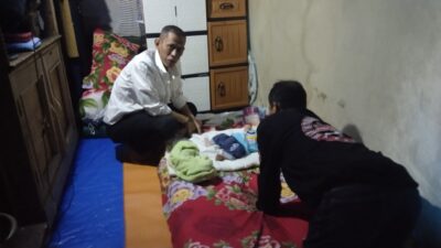 Wabup Cianjur Janji Perhatikan Dua Bayi Lahir di Tenda 