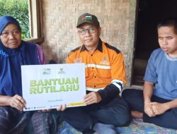 Baznas Cianjur Bantu Rutilahu Asnaf Warga Campaka