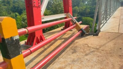 Belum Genap 6 Bulan Jembatan Rp4,6 Miliar di Cibeber Rusak