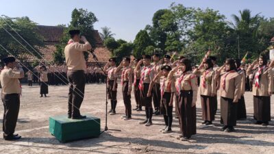 Kwarran Kecamatan Cibeber Gelar Upacara Hari Pramuka ke 63