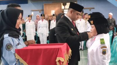 32 Anggota Paskibra Dikukuhkan Camat Cibeber