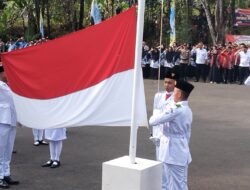 Sang Saka Merah Putih Berkibar di Kecamatan Gekbrong