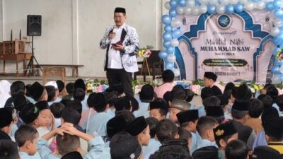 Teladani Rasulullah, Siswa SD Negeri Mayak Rayakan Maulid Nabi