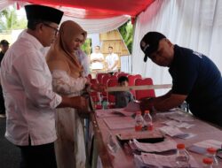 Petahana Herman Nyoblos di TPS 18, Singgung Cuaca Hujan
