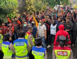 Sidang Pleno Rekapitulasi Suara Pilkada Cianjur Diwarnai Unjukrasa