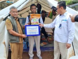 Peduli Warga Terdampak Bencana, Bulog Cianjur Berikan Bantuan Sembako 