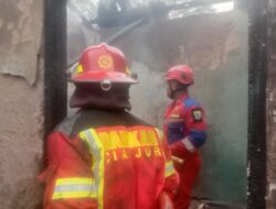 Rumah Dekat Waduk Jangari Terbakar Habis 