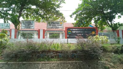 SMPN 1 Mande Bangun RKB di Tanah Milik Desa