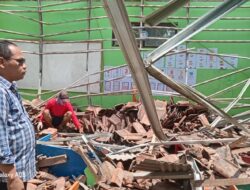 Atap Bangunan Paud Melati di Cilaku Ambruk