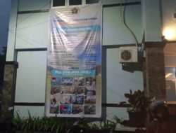 PWI Cianjur Pampang Baliho Alokasi Anggaran Hibah, Untuk Transparansi