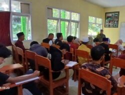 Puluhan Siswa PKBM Adzikiri Nurul Qolbi Antusias Ikut Ujian
