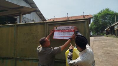 Peternakan Ayam di Cianjur Disegel, Ini Gara-garanya!