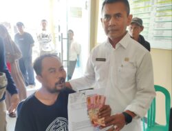 Sumringah, Warga Desa Hegarmanah Diguyur BLT DD