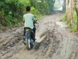 Jalan Joblagan Berlumpur dan Berlubang, Warga Panyidangan Seperti Terjebak di Kubangan