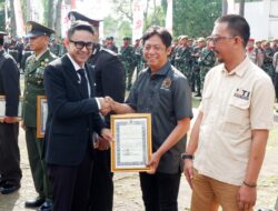 Ketua PWI Cianjur Terima Penghargaan di Hari Bhayangkara ke-79, Usulkan Satgas Anti Oknum Wartawan