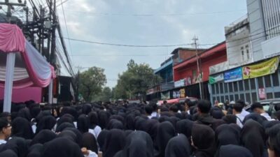 Cianjur Darurat Pengangguran, Ribuan Pencari Kerja Serbu Lowongan Toko Khaira