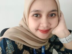 Bunga, Sosok Wanita Mandiri, Karyawati di Dealer Mobil