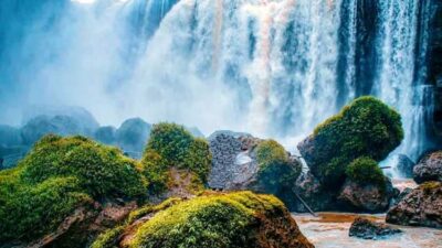 Curug Dadali Keindahan Niagara di Cianjur Selatan yang Terkepung Jalan Rusak