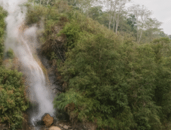 Misteri Curug Air Panas Desa Sukasirna Keindahan Alam, Terapi Alami, dan Telur Rebus dari Alam