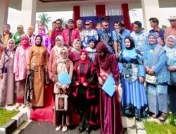 Peragaan Busana Kecamatan Cugenang Meriahkan HUT RI