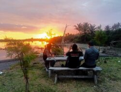 Menikmati Laut, Cemara, dan Senja di Garda Pesona Jayapura