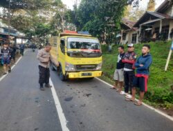 Tabrakan Motor dengan Truk Bermuatan Batu Split di Cibinong, Pelajar SMP Meninggal