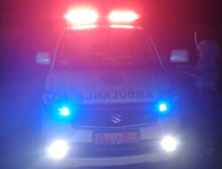 Melahirkan di Ambulans, Jalan Rusak Jadi Saksi Perjuangan Seorang Ibu di Sukajembar