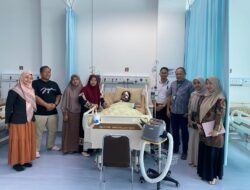 Disnakertrans Cianjur Jenguk Peserta Program UCJ Alami Kecelakaan, Pastikan Tanggung Biaya Pengobatan