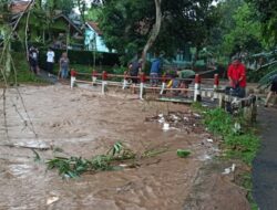 Sungai Cibalagung dan Ciandam Meluap, Forkopimcam Lakukan Penanganan Cepat