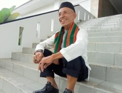 Ubed, 39 Tahun Mengabdi di Sekretariat DPRD Cianjur, Berhenti Kerja Tanpa Rumah untuk Pulang