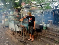Mogok Pedagang Daging Sapi Berdampak ke Penjual Sate Maranggi di Cianjur.