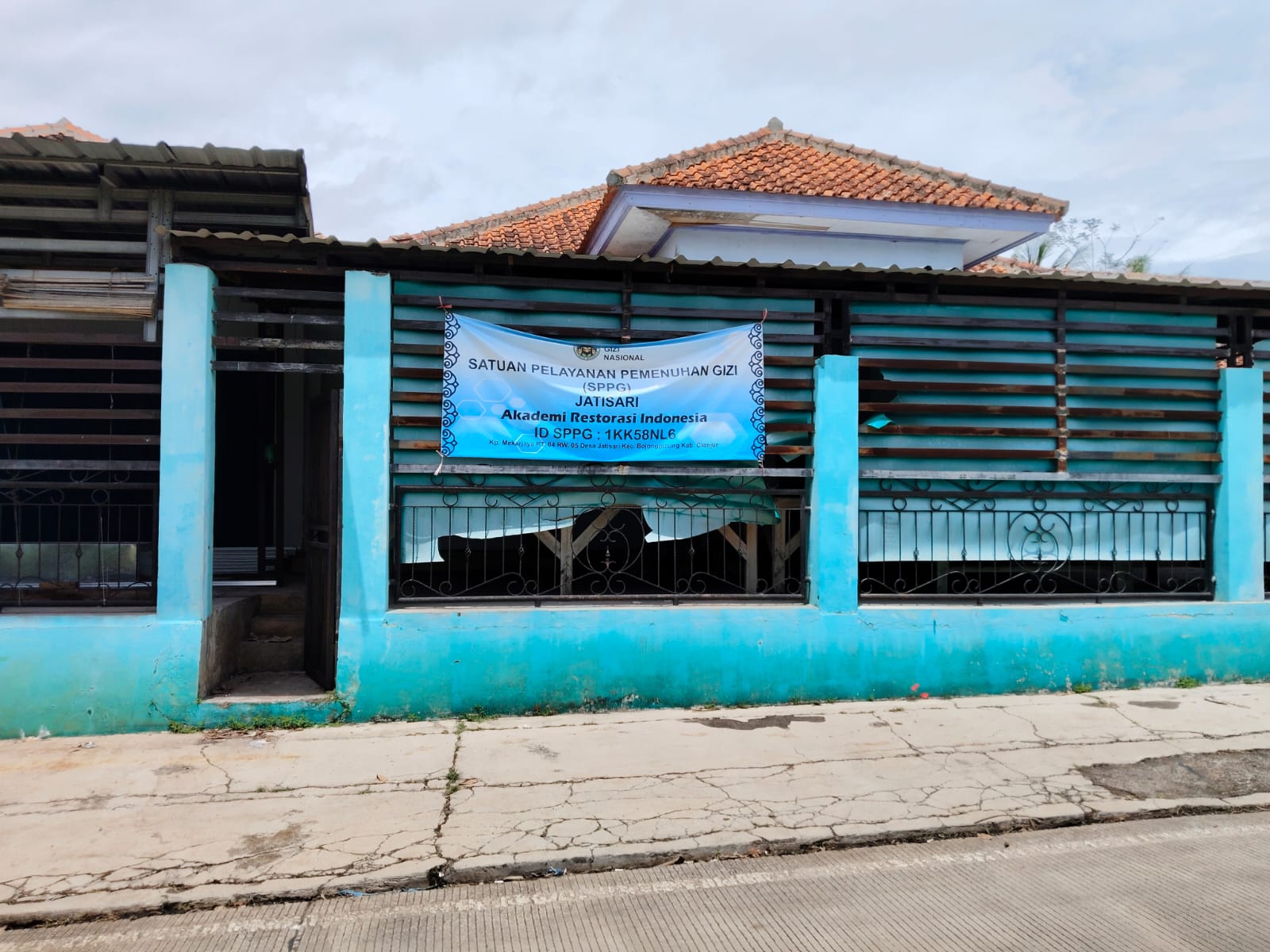 Satuan Pelayanan Pemenuhan Gizi Jati Sari Kecamatan Bojongpicung, Kabupaten Cianjur.