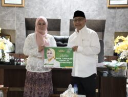 Melalui Baznas, Ketua DPRD Cianjur Bayar Zakat Mal