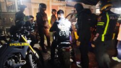 Perang Sarung Digagalkan Tim Samapta Polres Cianjur, Remaja Tinggalkan Motor dan Lompat Tembok