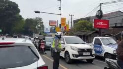 Macet Bergeser ke Ciranjang, Arus Lalu Lintas Cianjur Naik 70 Persen