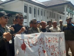 Aliansi Kepung PN Cianjur dengan Aksi Berdarah, Sidang Mafia Tanah Rp200 Miliar Disorot