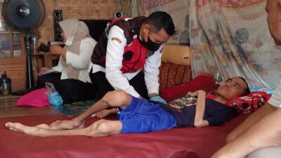 Puskesmas Agrabinta Pastikan Tukang Jahit Lumpuh Tujuh Tahun Ditangani Medis