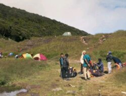 FOMO Naik Gunung, Lupa Bawa Pulang Sampah? Suryakencana Kotor