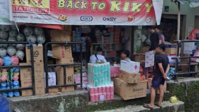 Harga Plastik Cianjur Melonjak, Isu Perang dan Rantai Pasok Disorot