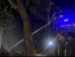 Polres Cianjur Kerahkan AWC Bantu Pemadaman Kebakaran di Jln KH Abdullah Bin Nuh