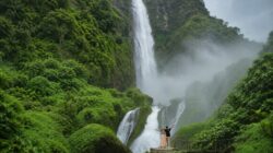 “Rindu yang Tertinggal di Gemuruh Curug Citambur”