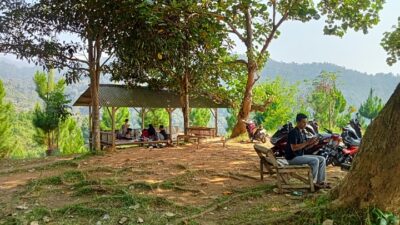Pesona Bukit Rawangan, “Balkon Alam” di Cibadak