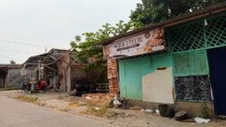 Kios Liar Berdiri di Saluran Irigasi Dangder, Pemerintah Dinilai Tumpul Bertindak